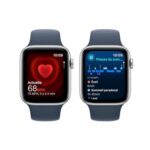 Apple Watch SE (2ᵉ génération, 2023) (44 mm GPS) Smartwatch avec boîtier en Aluminium Argent et Bracelet Sport Bleu Orage - M/L